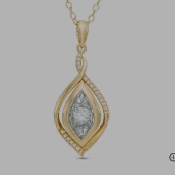 Beautiful Two-Tone Gold Pendant - Picture 1 of 6